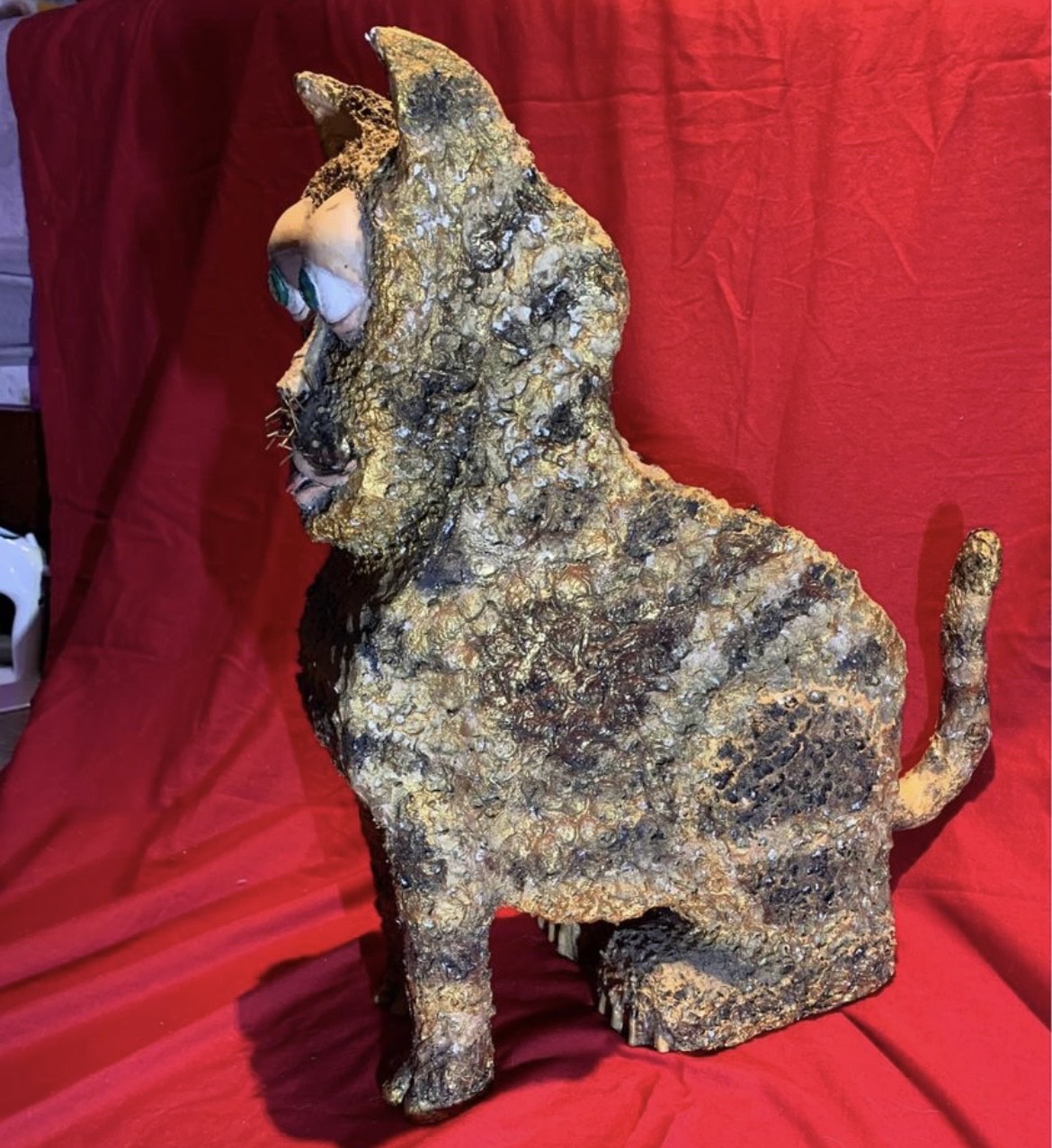 cat staue