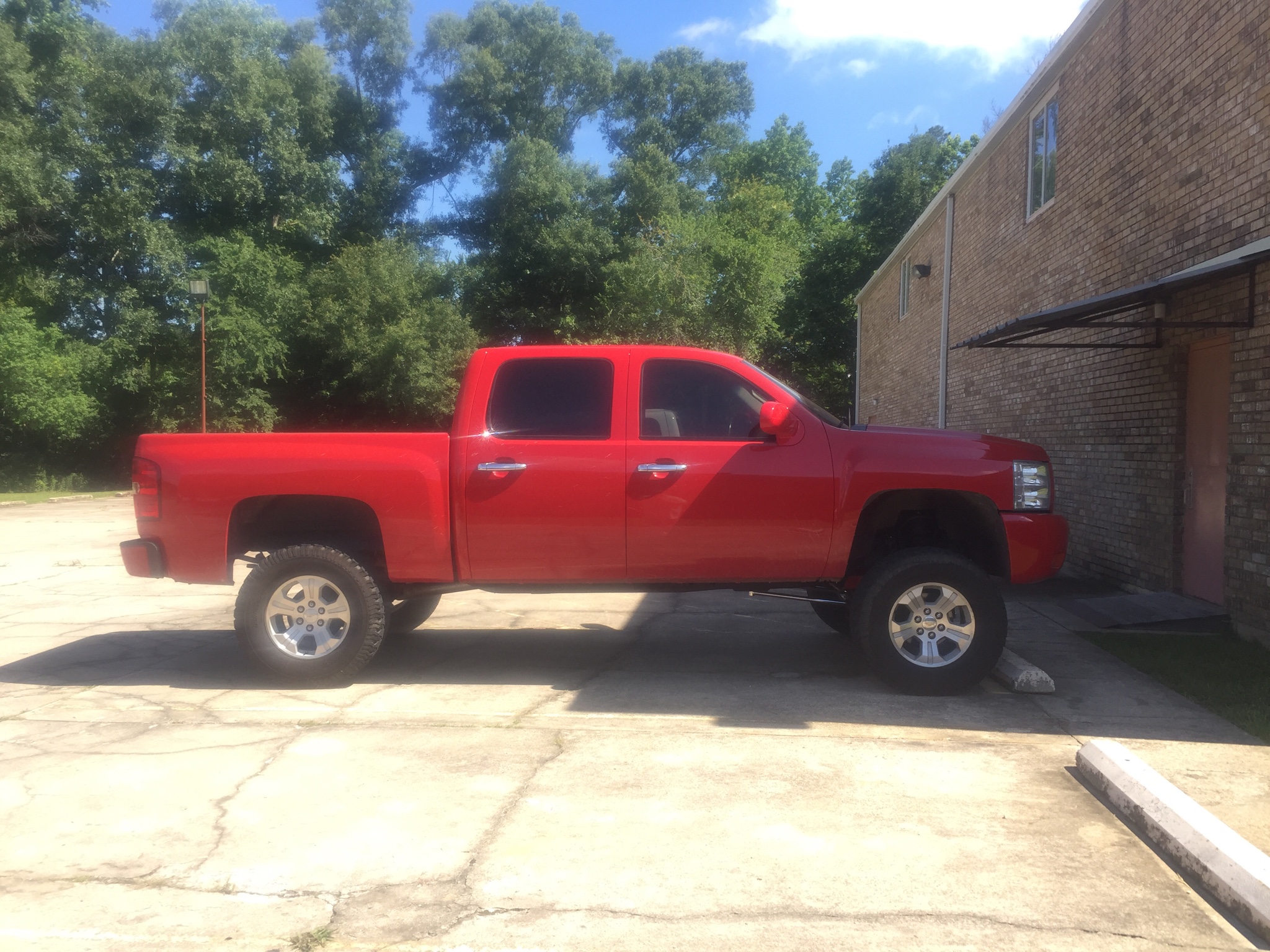 Phord F-15000 With Monster Truck Tires