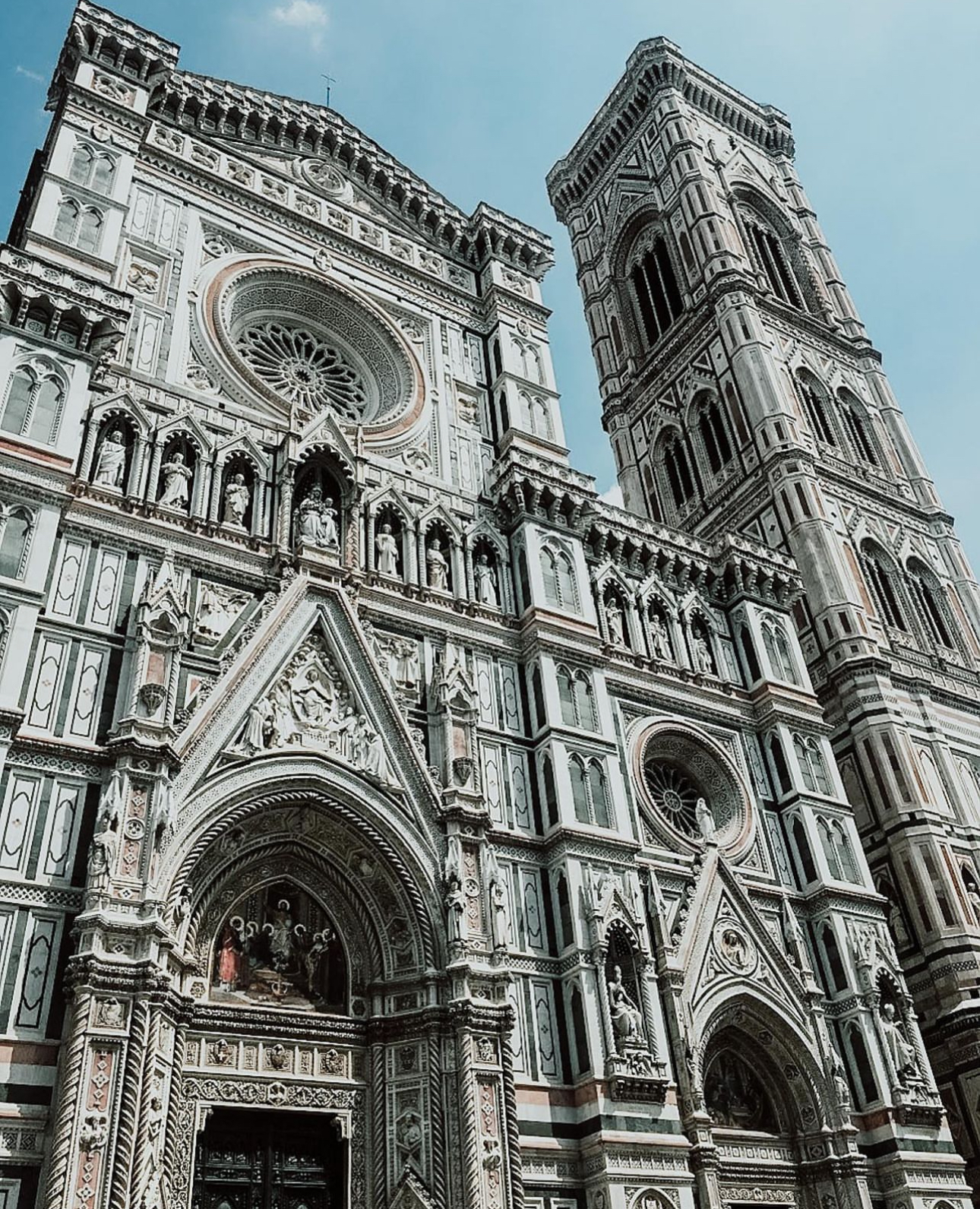 Low angle image of the Florence Duomo