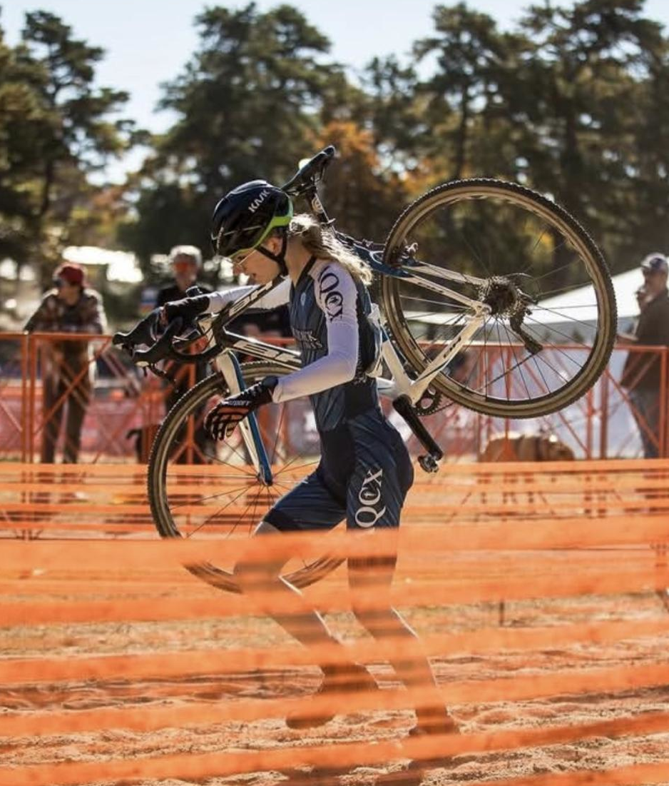 Picture of Nik racing cyclocross for AQCX